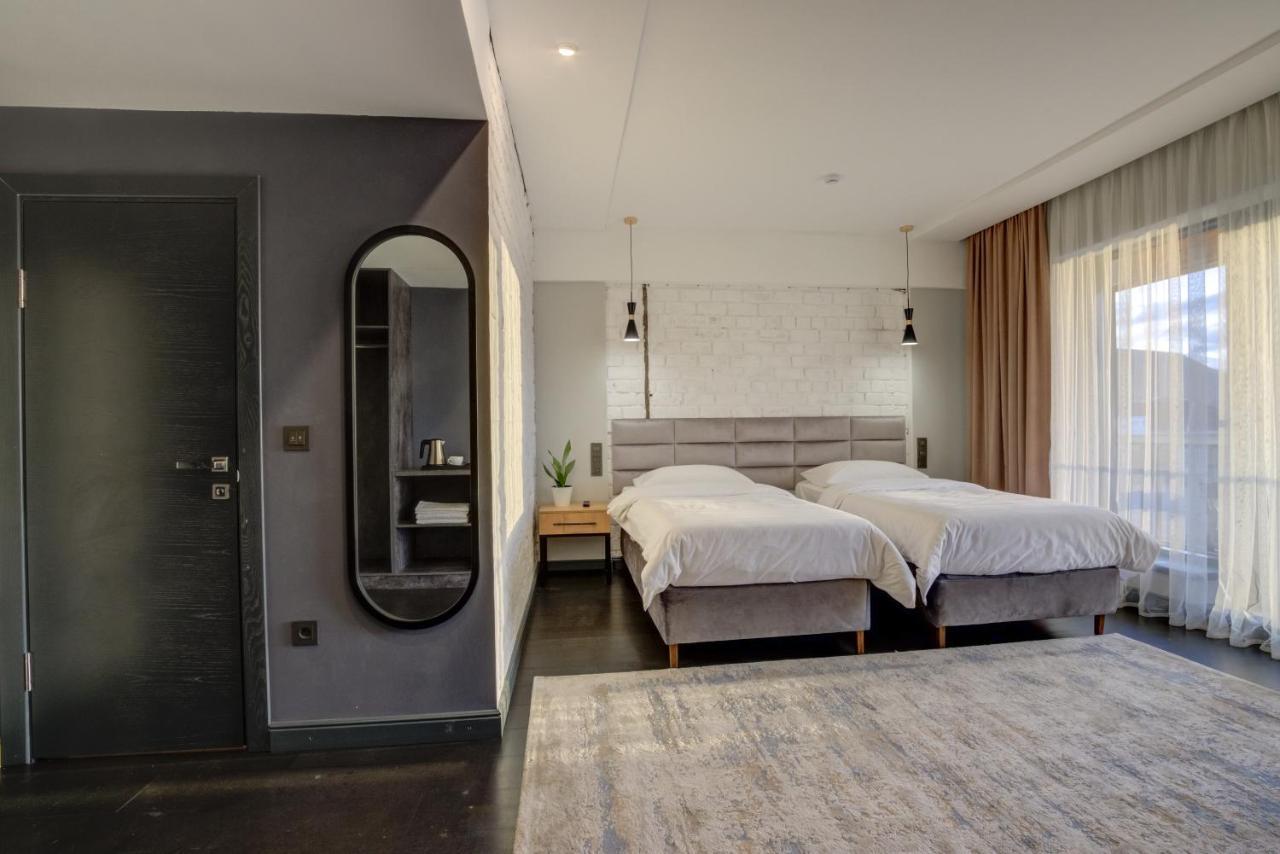 Olimp Hotel بوستيري المظهر الخارجي الصورة
