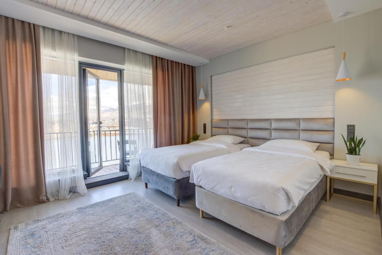 Olimp Hotel بوستيري المظهر الخارجي الصورة