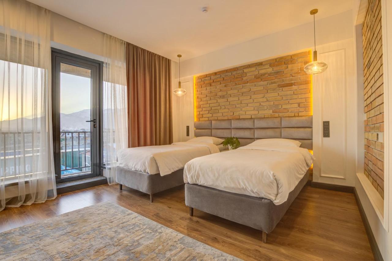 Olimp Hotel بوستيري المظهر الخارجي الصورة