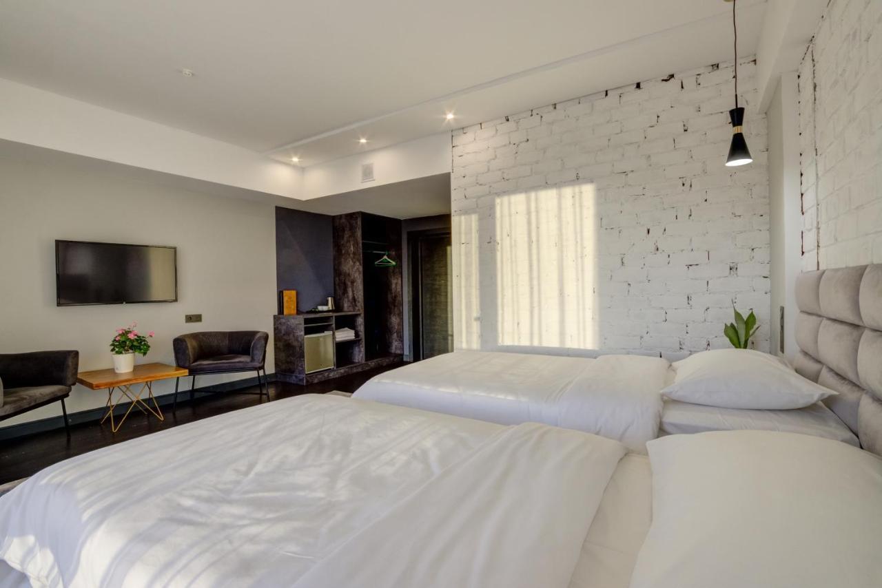 Olimp Hotel بوستيري المظهر الخارجي الصورة