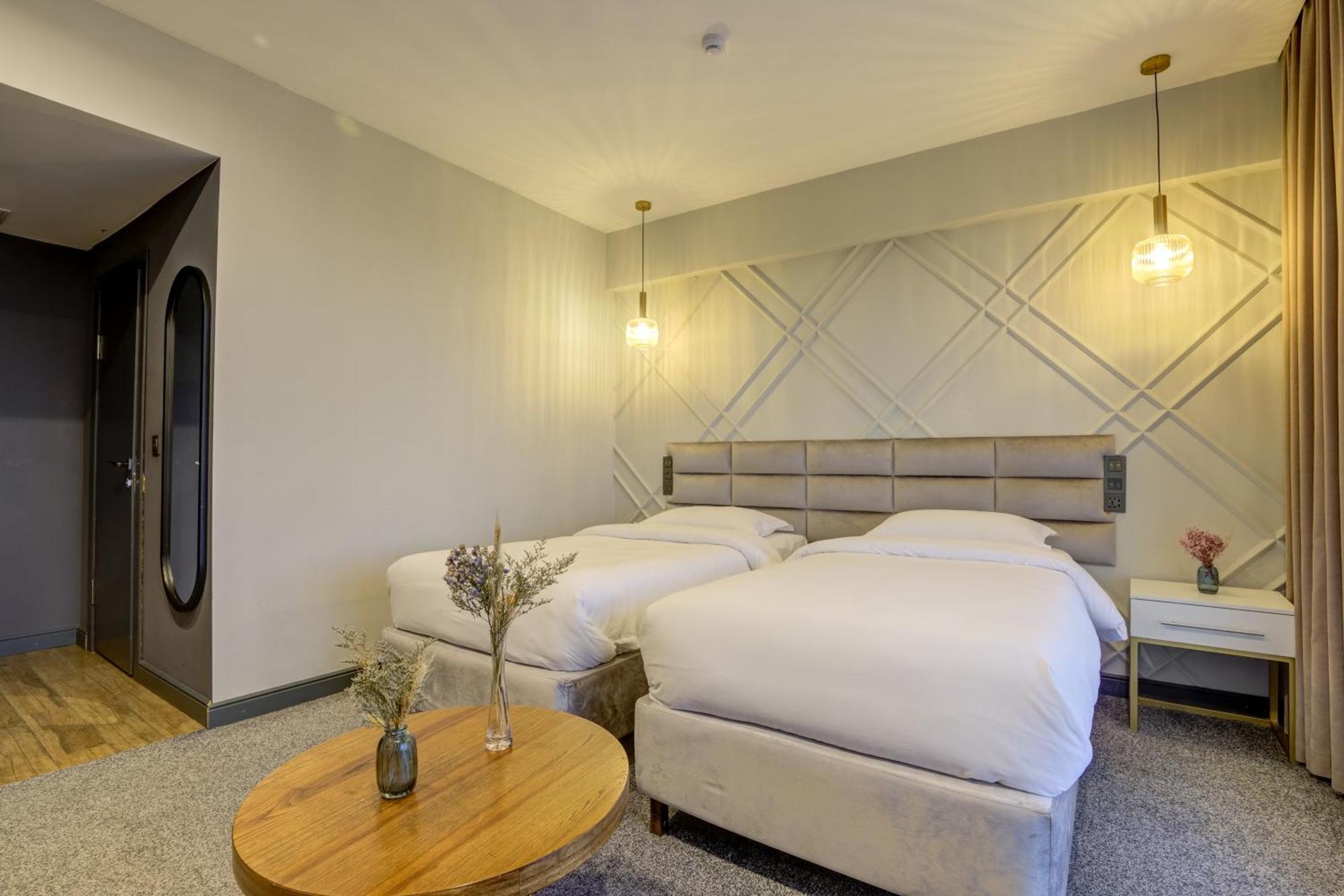 Olimp Hotel بوستيري المظهر الخارجي الصورة